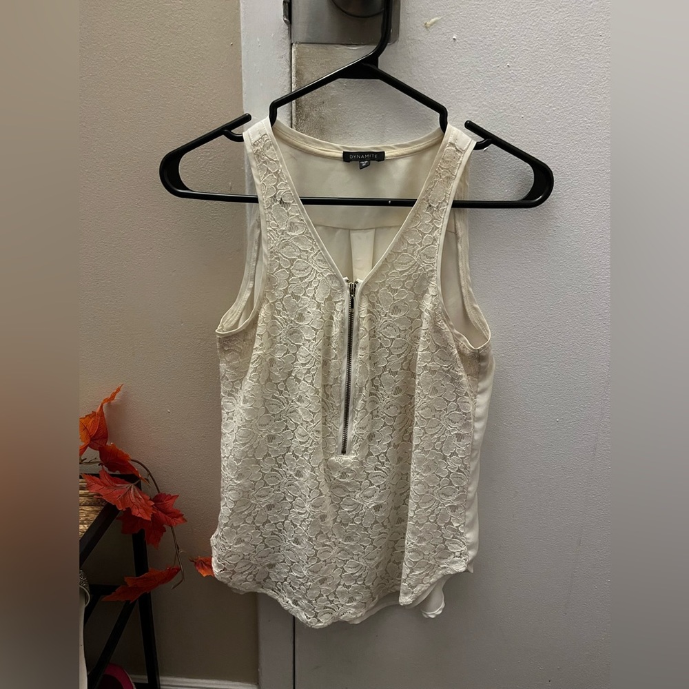 Dynamite blouse